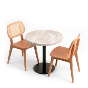 conjunto silla Bratislava en madera de haya y respaldo rejilla con mesa Kolonia